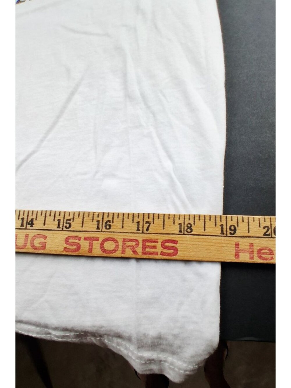 MTV Retro Graphic White T-Shirt Smiley Face Logo Music Television Size Small - Picture 7 of 9
